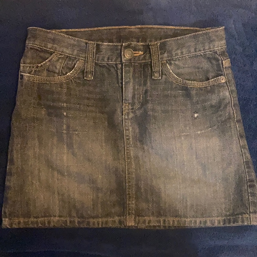 Gap mini skirt